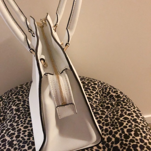 Michael Kors Satchel - Picture 6 of 6